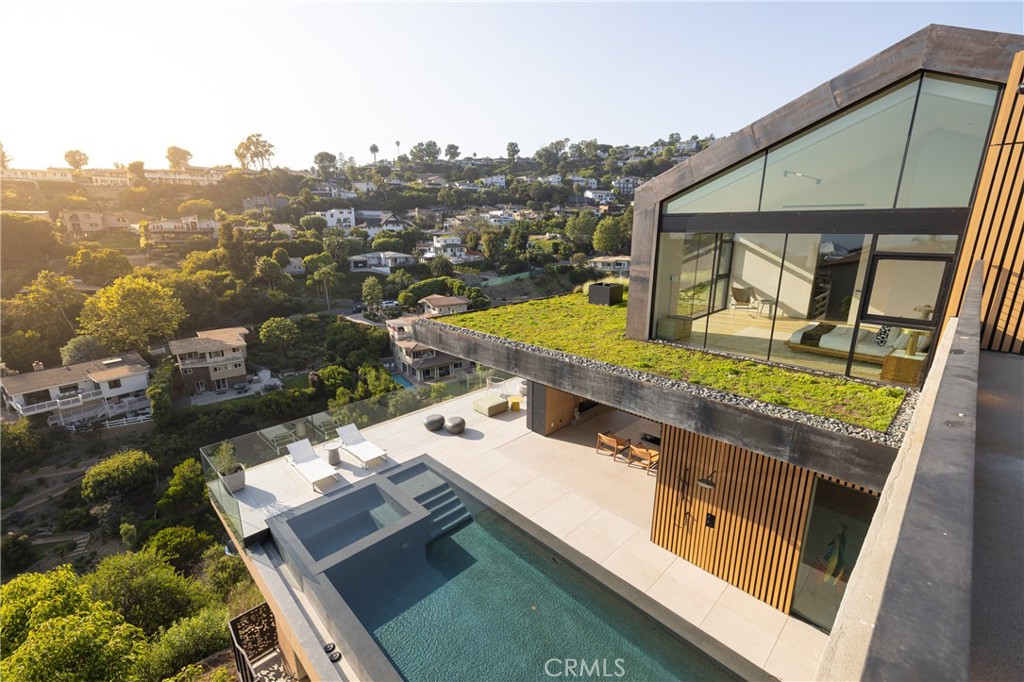 Lower Bluebird (LB) - Residential