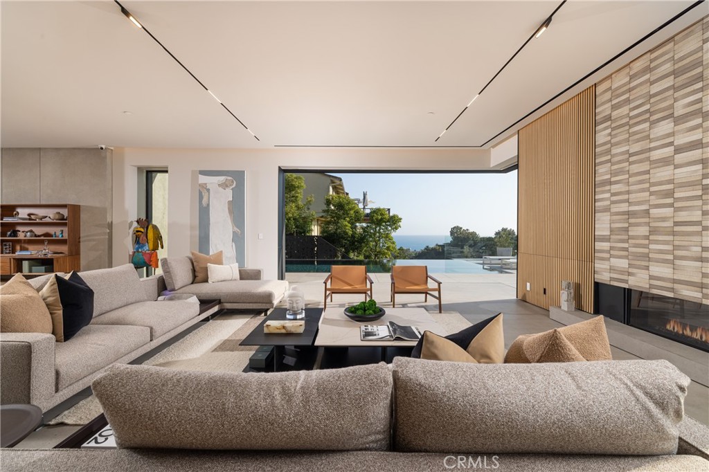 1000 Oriole Drive