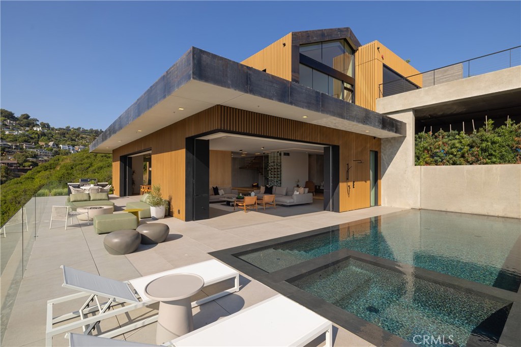 1000 Oriole Drive