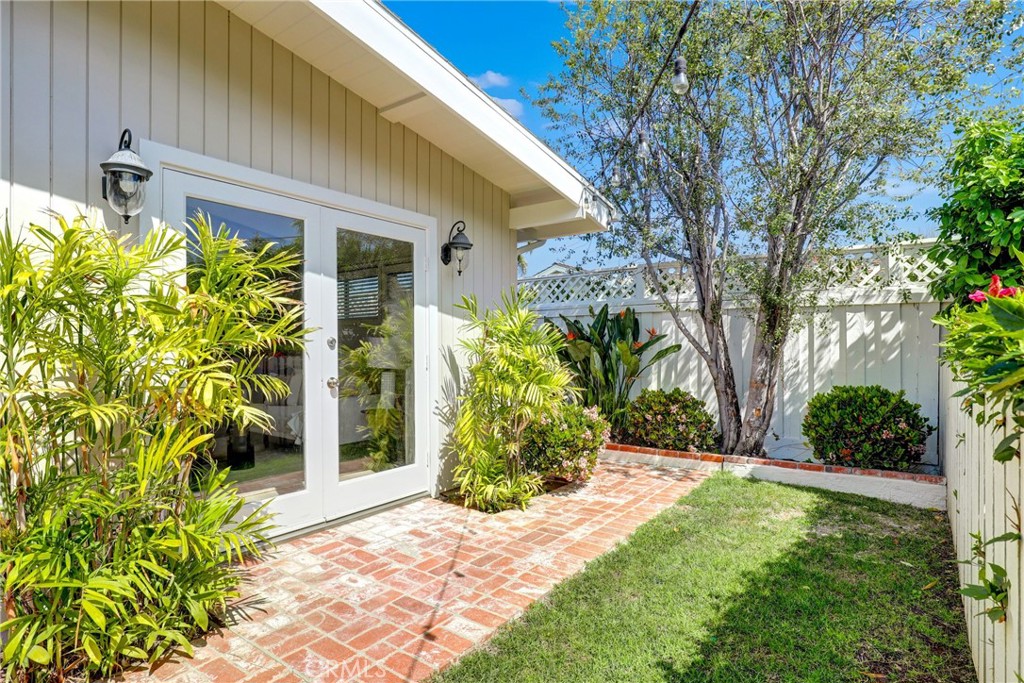 Newport Beach, California, 92660, United States, 4 Bedrooms Bedrooms, ,4 BathroomsBathrooms,Residential,Active,2031426