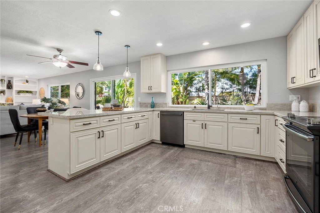 24843 Via Santa Cruz, Mission Viejo CA 92692 - Photo 18