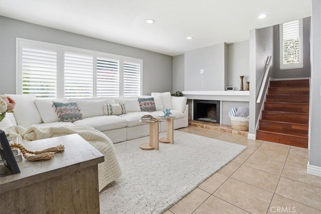 Photo of 101 W Riverdale Ave, Orange, CA 92865 (MLS # OC26072492)