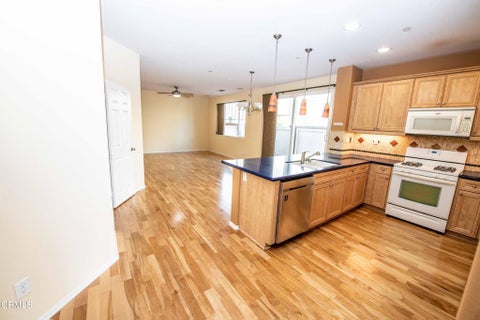 Tiny photo for 3760 Dunkirk Drive, Oxnard, CA 93035 (MLS # V1-38704)