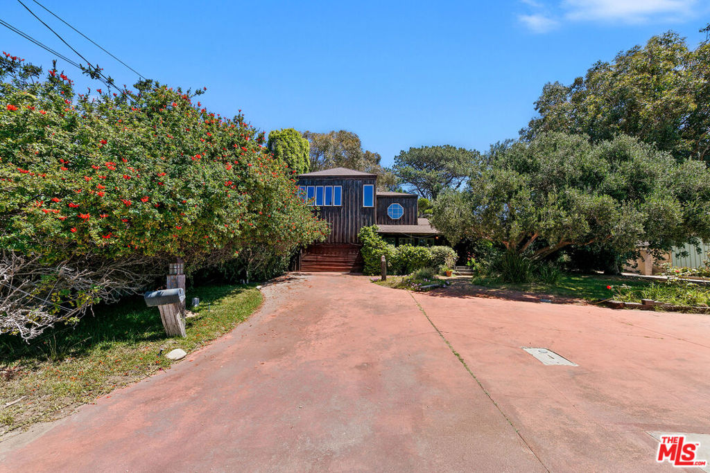 7316 Birdview Avenue