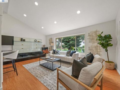 Photo of 1972 Briscoe Ter, Fremont, CA 94539 (MLS # 41131956)