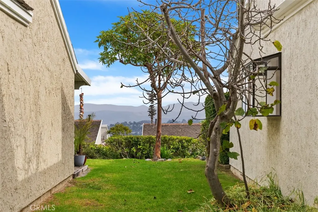 Laguna Niguel, California 92677, United States, 2 Bedrooms Bedrooms, ,2 BathroomsBathrooms,Residential,Active,244064