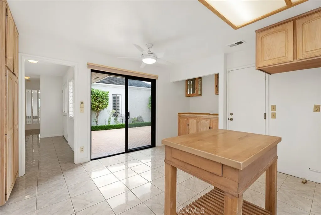 Laguna Niguel, California 92677, United States, 2 Bedrooms Bedrooms, ,2 BathroomsBathrooms,Residential,Active,244064