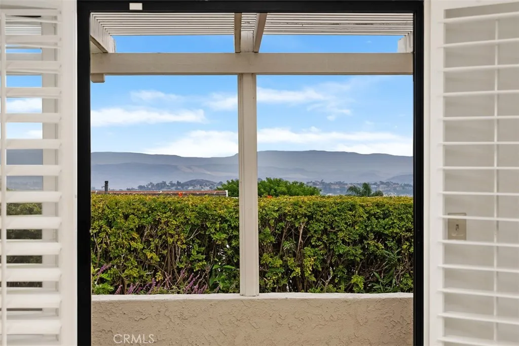 Laguna Niguel, California 92677, United States, 2 Bedrooms Bedrooms, ,2 BathroomsBathrooms,Residential,Active,244064