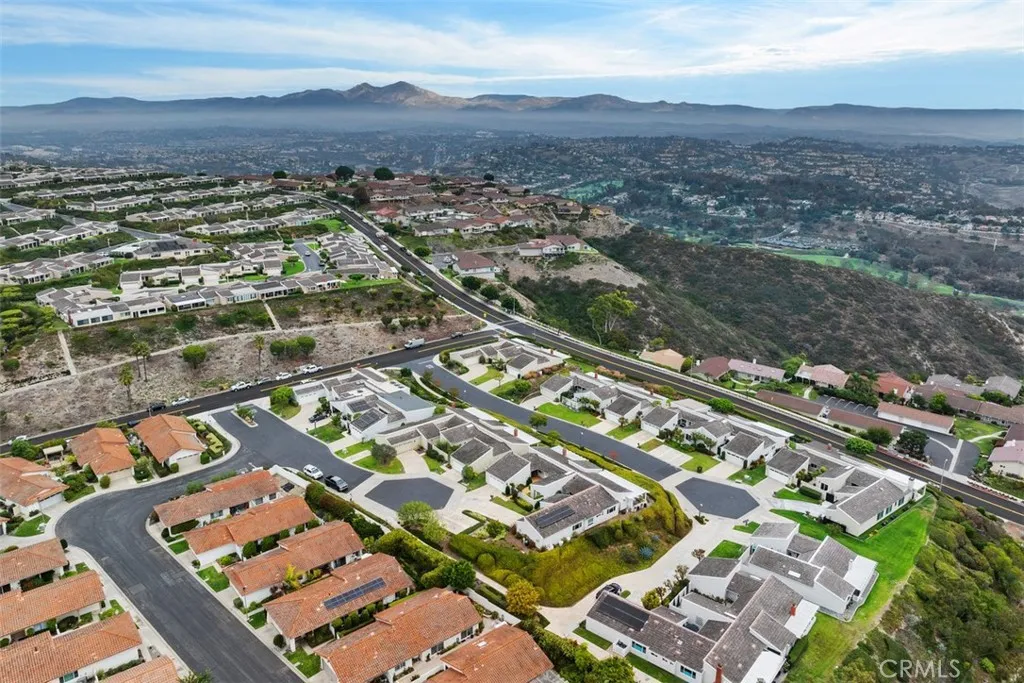 Laguna Niguel, California 92677, United States, 2 Bedrooms Bedrooms, ,2 BathroomsBathrooms,Residential,Active,244064