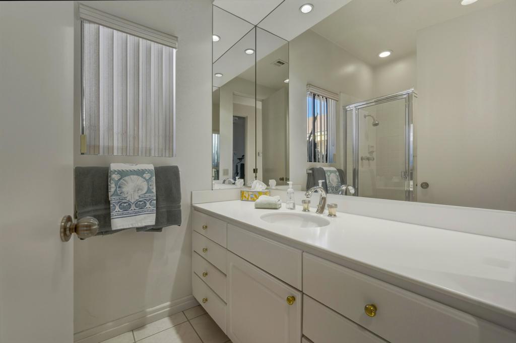 Thunderbird Terrace - Residential