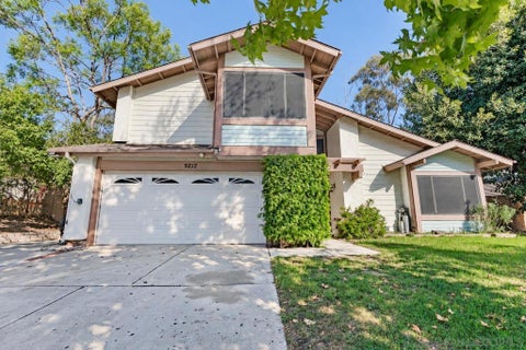 Photo of 9212 Palomino Ridge Dr Dr, Lakeside, CA 92040 (MLS # 260024375SD)