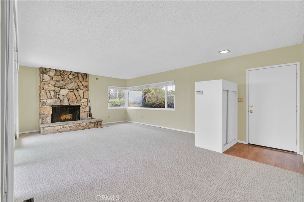 27079 Sunnyridge Road