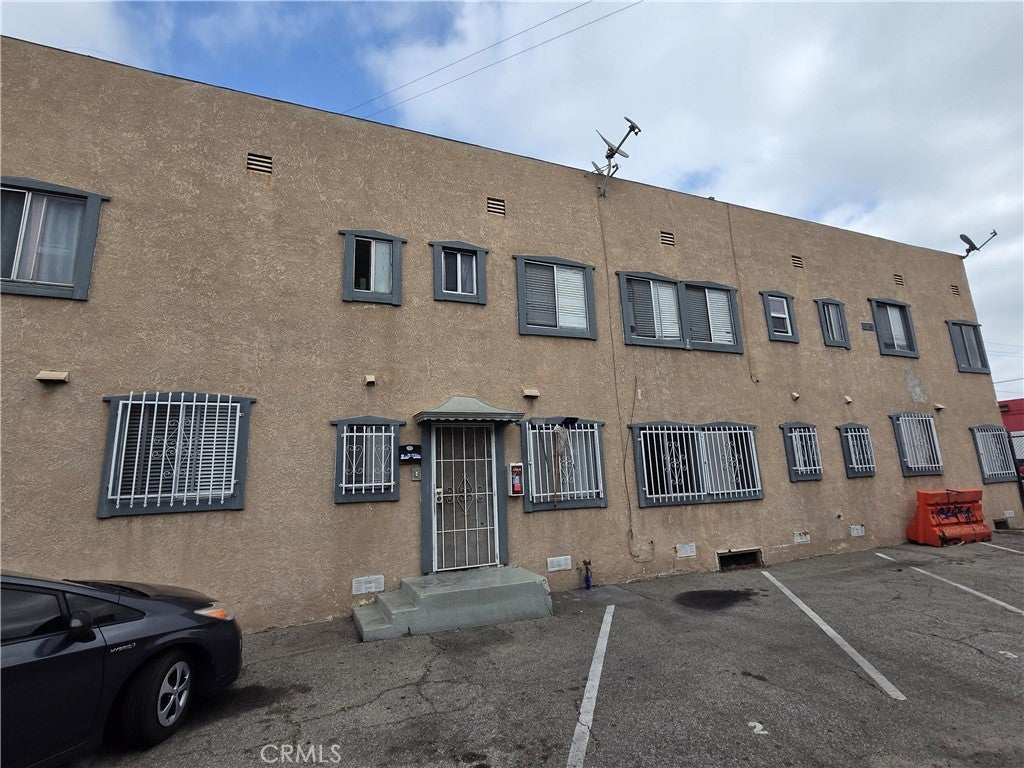 1561 W Pacific Coast Hwy, Long Beach, CA 90810
