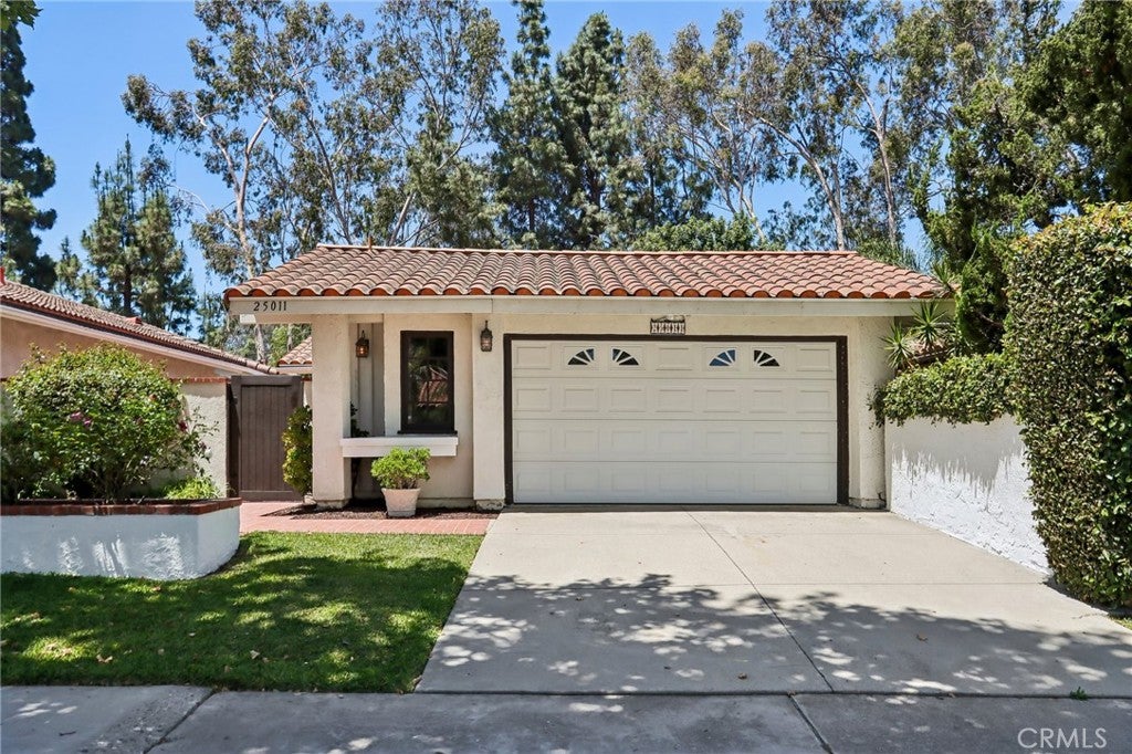 25011 Sunset Place W, Laguna Hills CA 92653 - Photo 1