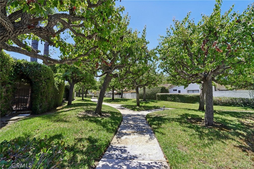 25011 Sunset Place W, Laguna Hills CA 92653 - Photo 31