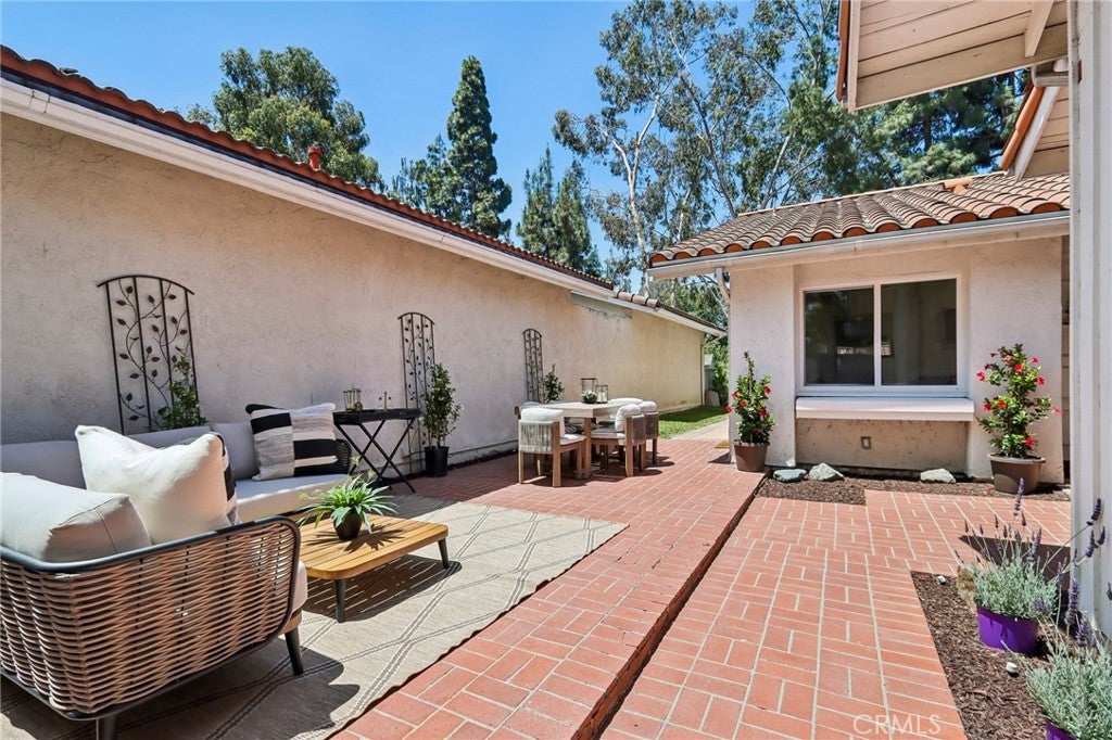 25011 Sunset Place W, Laguna Hills CA 92653 - Photo 22