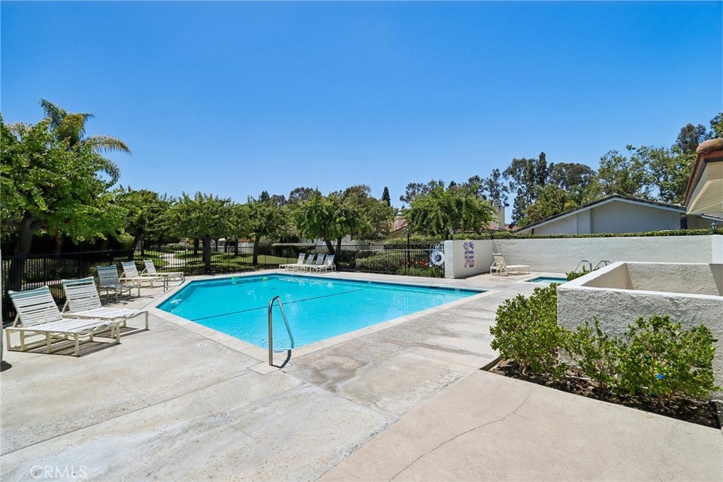 25011 Sunset Place W, Laguna Hills CA 92653 - Photo 28