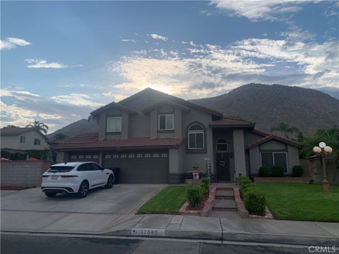 Photo of 12685 Oriole Avenue, Grand Terrace, CA 92313 (MLS # PW26153833)
