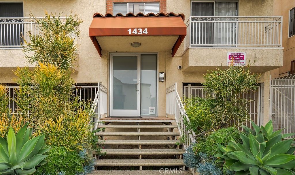 Photo of 1434 S Point View St, Los Angeles, CA 90035 (MLS # OC26024637)