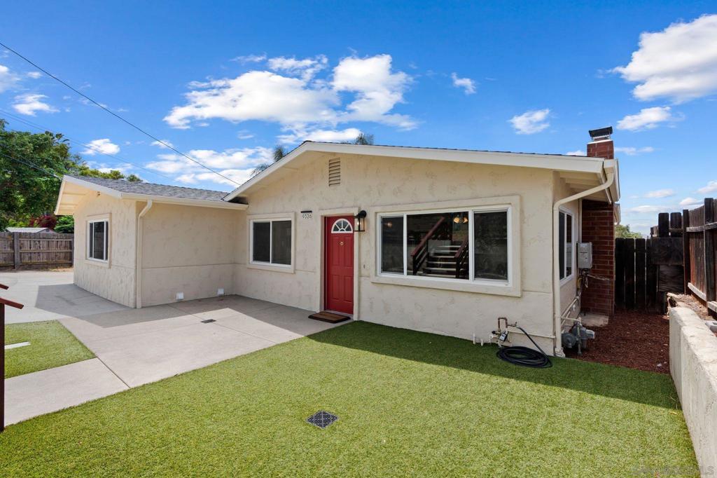 9326 Emerald Grove Ave.