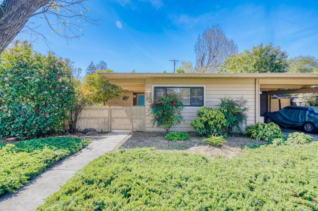 1914 Channing Avenue