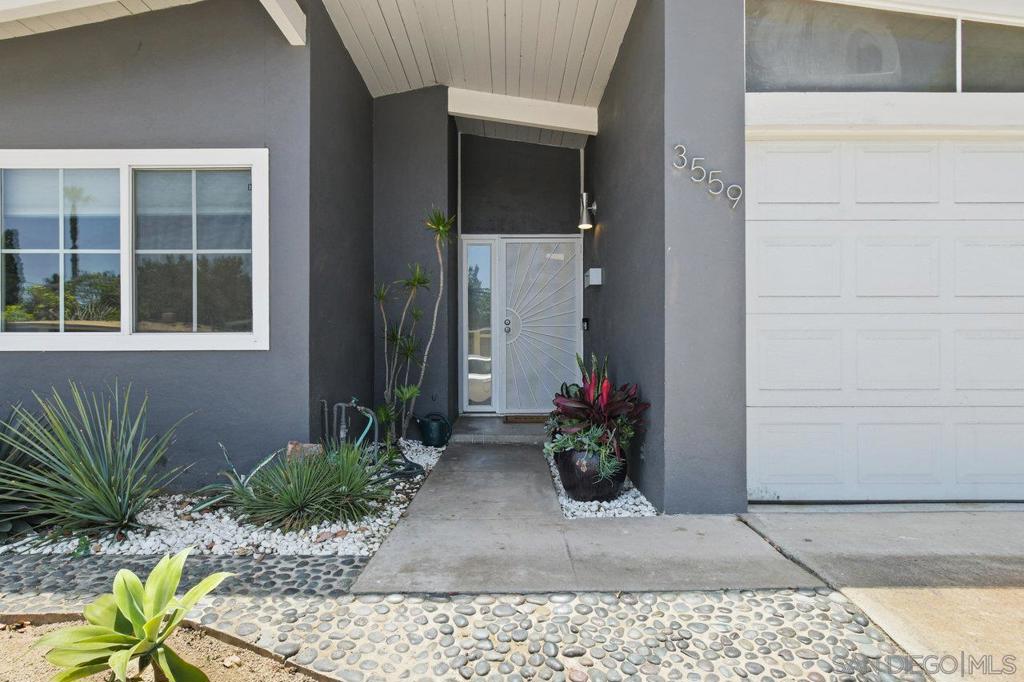 3559 Larga Circle