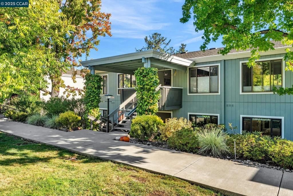 ROSSMOOR - Residential