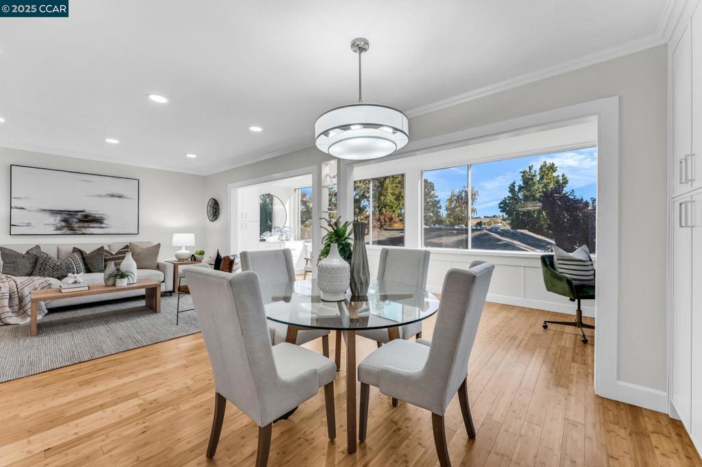 ROSSMOOR - Residential