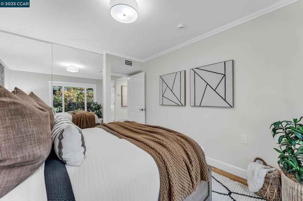 ROSSMOOR - Residential