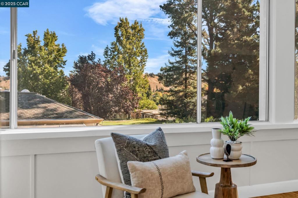 ROSSMOOR - Residential