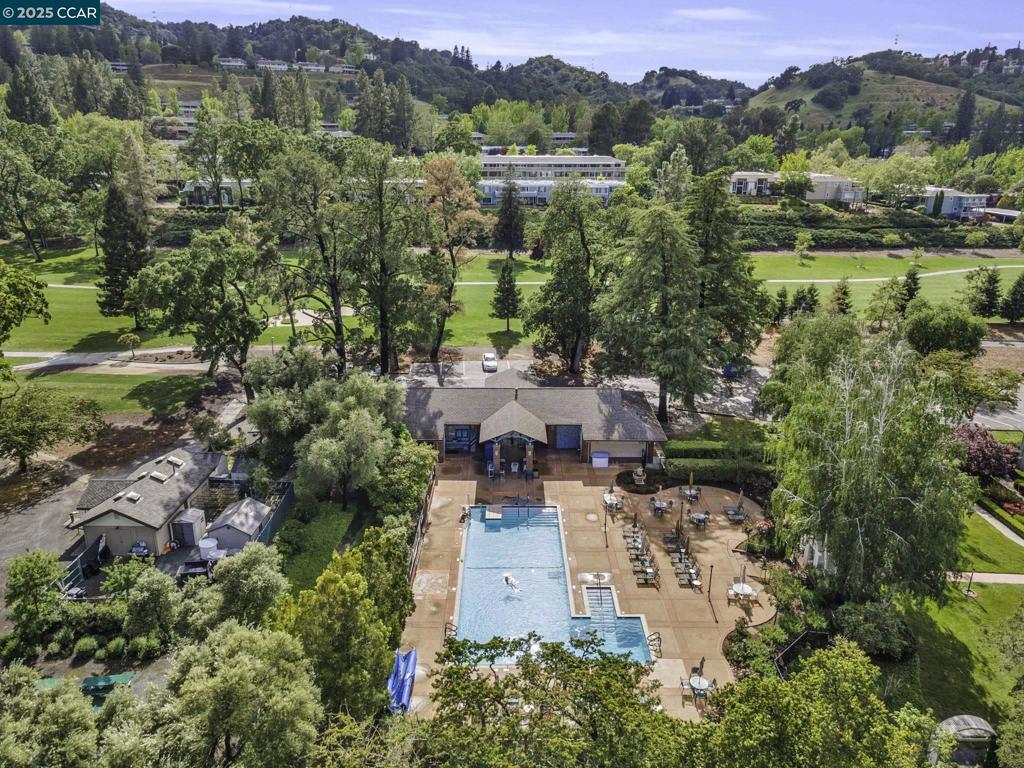 ROSSMOOR - Residential