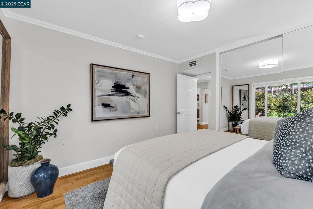 ROSSMOOR - Residential