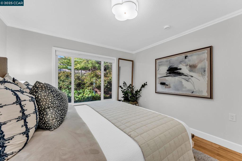 ROSSMOOR - Residential