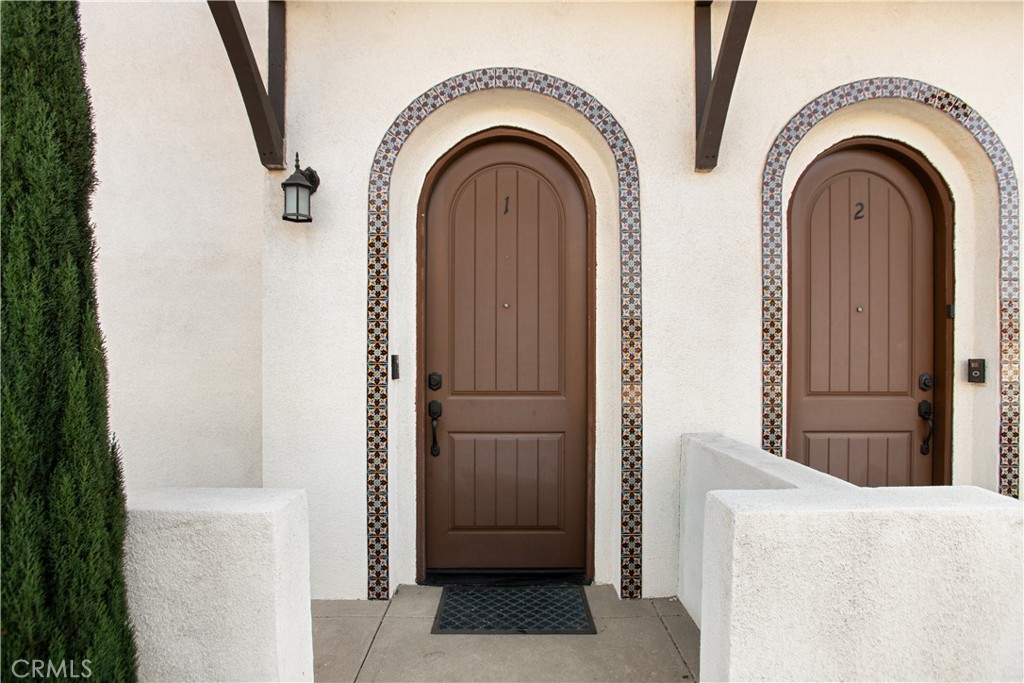 250 S Arroyo Drive 1