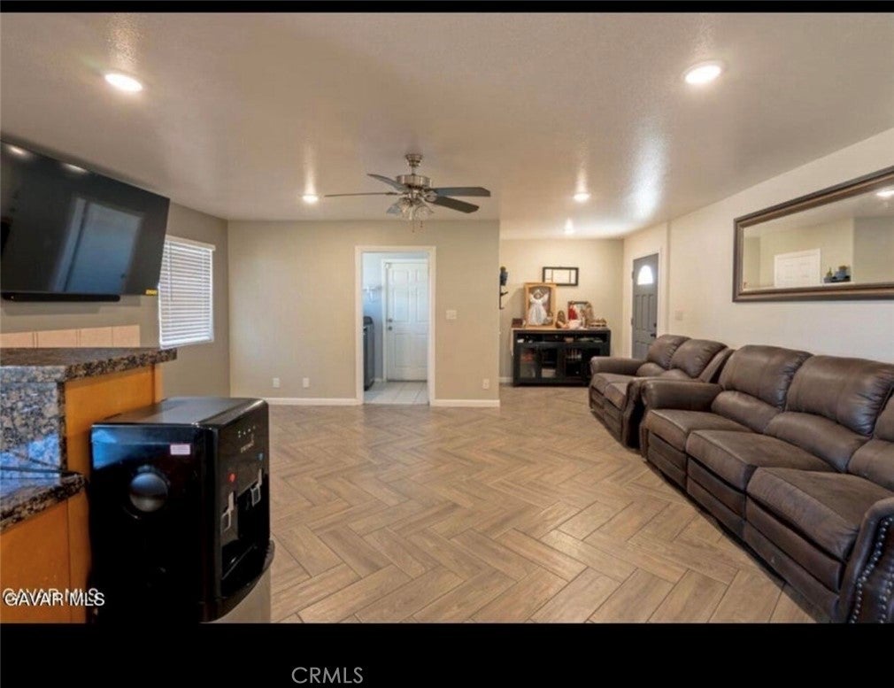 37551 29th E