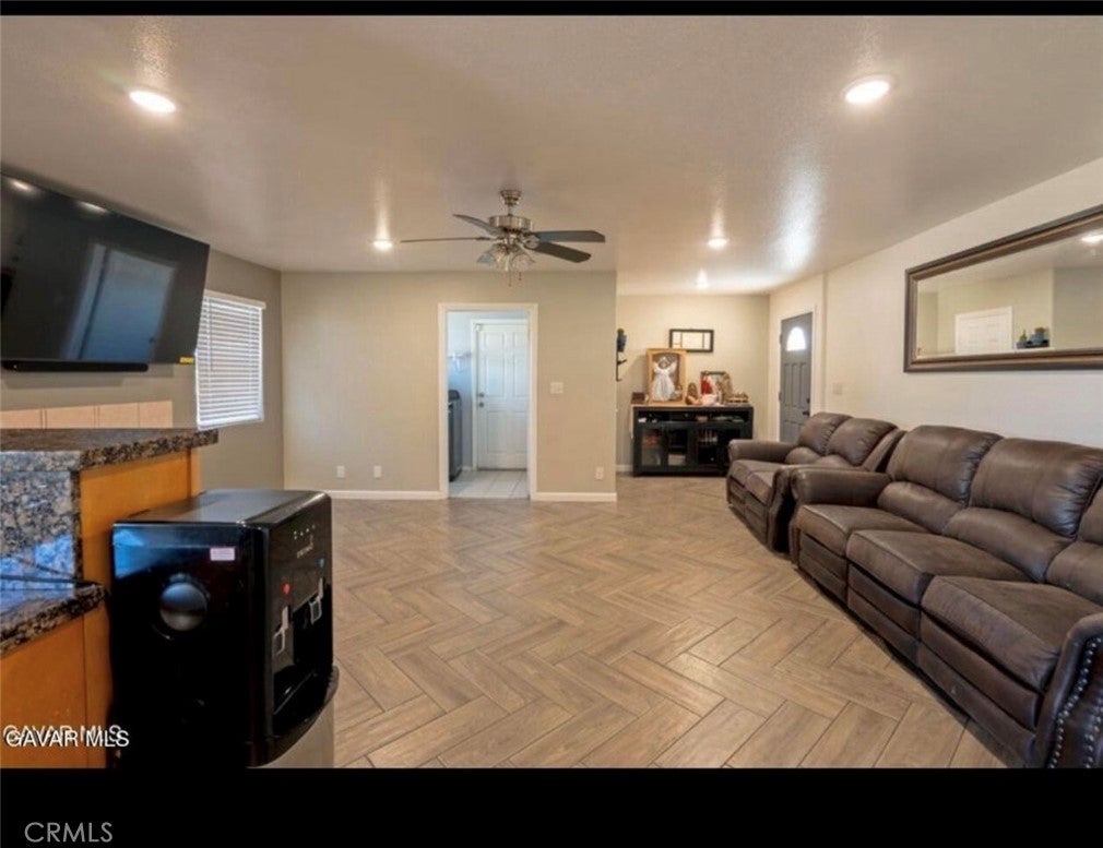 37551 29th E