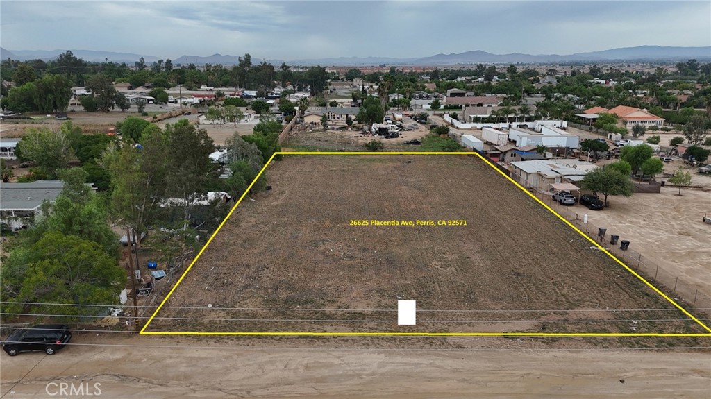 Discover an incredible development opportunity in the heart of Perris! This expansive 44,867 sq. ft. flat lot is ideally situated on Placentia Avenue, between Evans Road and El Nido Avenue, offering convenient access.
The property provides endless potential for your dream project. The City of Perris is one of Southern California’s fastest-growing communities, situated near lakes, equestrian facilities, numerous parks and trails, shopping, dining, and convenient freeway access.
Don’t miss this rare chance to own one of the larger flat lots in the area!