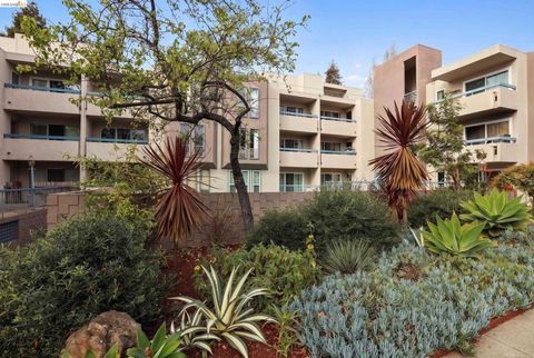 Photo of 385 Jayne Ave #105, Oakland, CA 94610 (MLS # 41136780)
