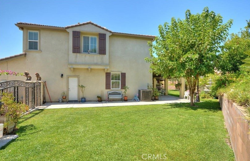 6136 Walnut Grove Court