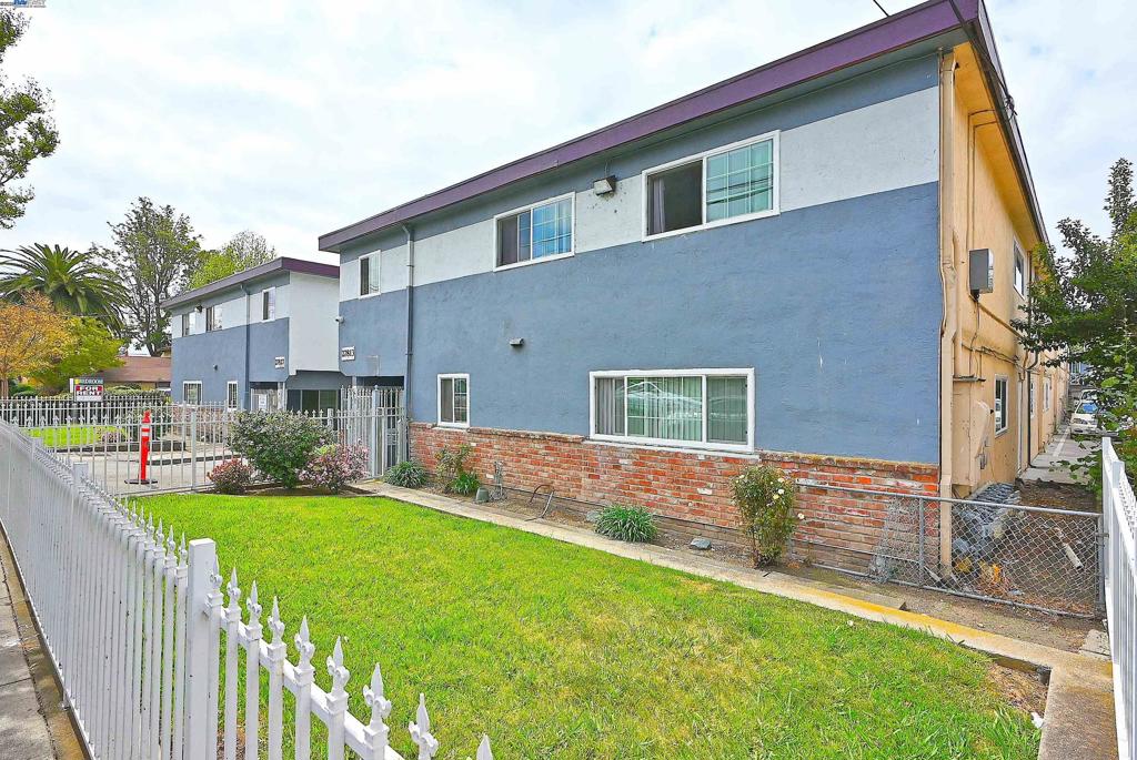 27827 Leidig Ct