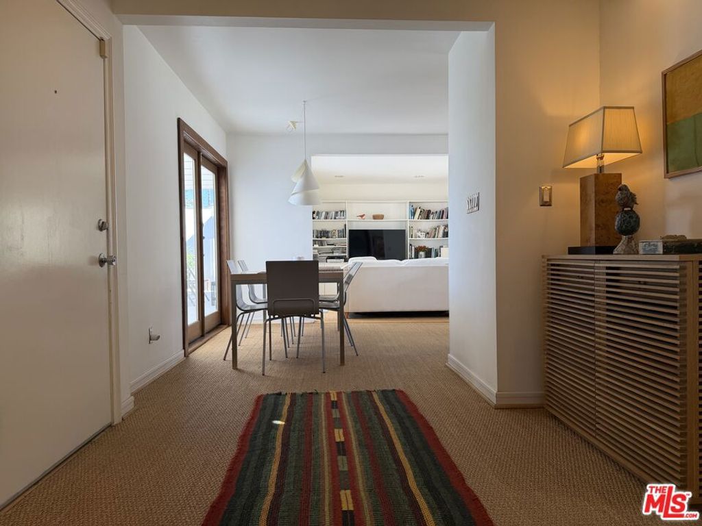 Photo of 924 5th Street #10, Santa Monica, CA 90403 (MLS # 26819297)