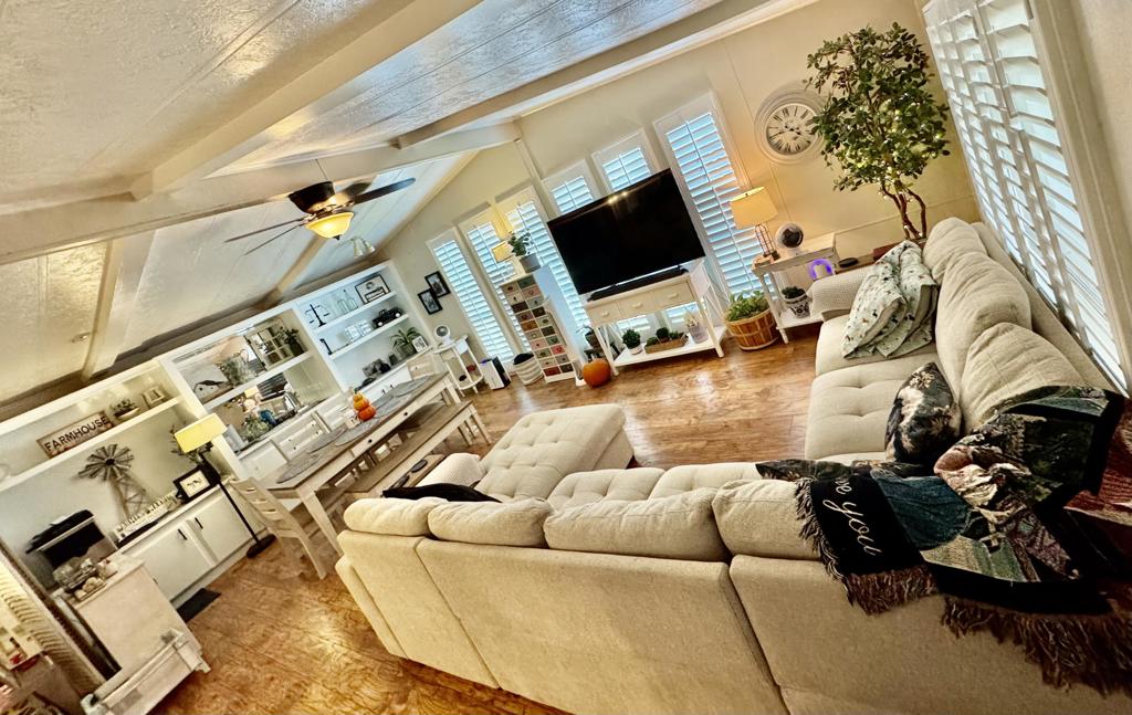 Rancho Casitas - Manufactured In Park