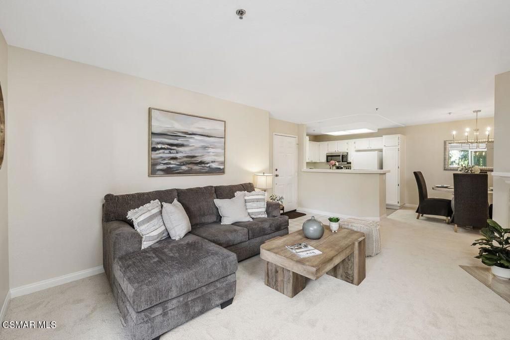 Photo of 697 Sutton Crest Trail #302, Oak Park, CA 91377 (MLS # 225005984)