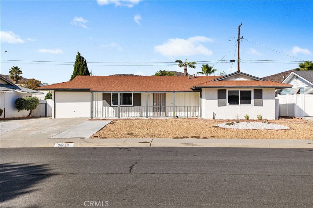 Beautifully Updated Single-Story 2BR/2BA Home Featuring an open-concept living and dining area, this home shines with an upgraded kitchen boasting soft-close cabinetry, white tile counters and backsplash, stainless sink with backyard view, and a built-in oven/cooktop. A spacious enclosed Lanai offers endless options—family room, office, gym, or entertainment space—with direct access to the garage, laundry room (with cabinetry and sink), and backyard. Outdoors, enjoy complete privacy with vinyl fencing and a large storage shed.
The primary suite offers a walk-in closet and remodeled bath with tiled walk-in shower and shaker vanity. The secondary bedroom also includes a walk-in closet and is served by an upgraded bath with shaker vanity and porcelain tub. Additional highlights: tankless water heater, central A/C & heat, low taxes, and low HOA!
Located in the vibrant Sun City Civic Association 55+ community, residents enjoy resort-style amenities including two pools, spa, fitness center, clubs, and endless social activities. Close to shopping, dining, golf, medical facilities, and freeway access.