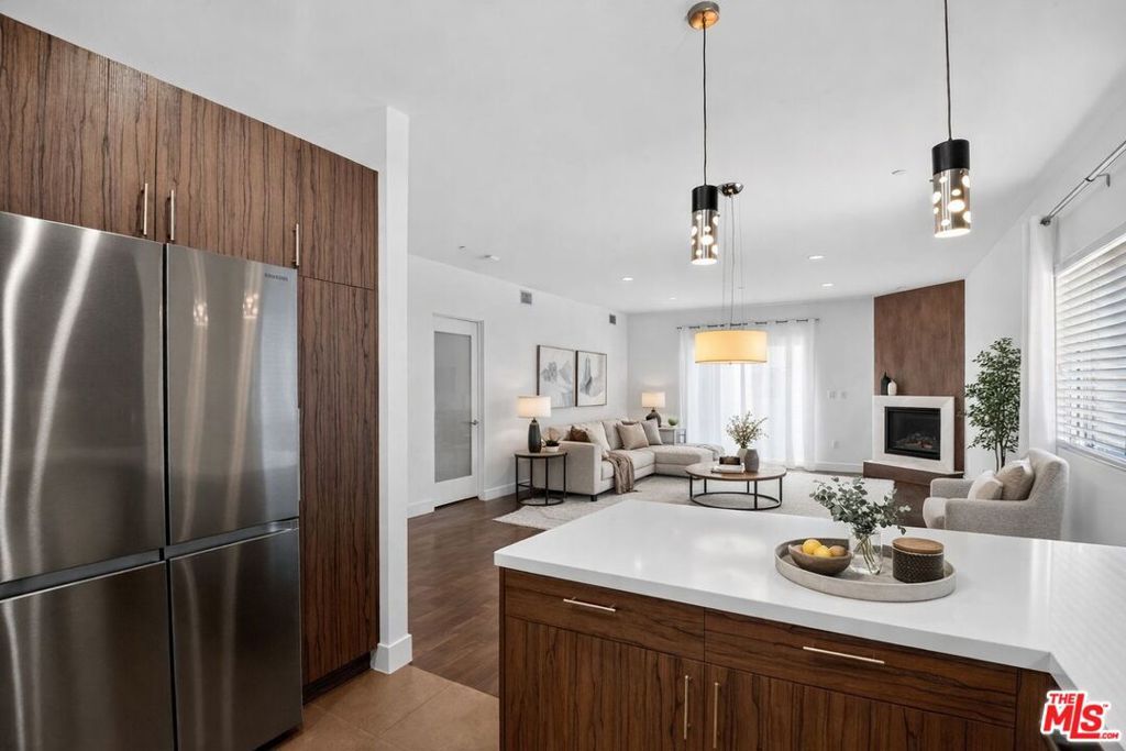 Photo of 11023 Fruitland Drive #401, Studio City, CA 91604 (MLS # 26659475)