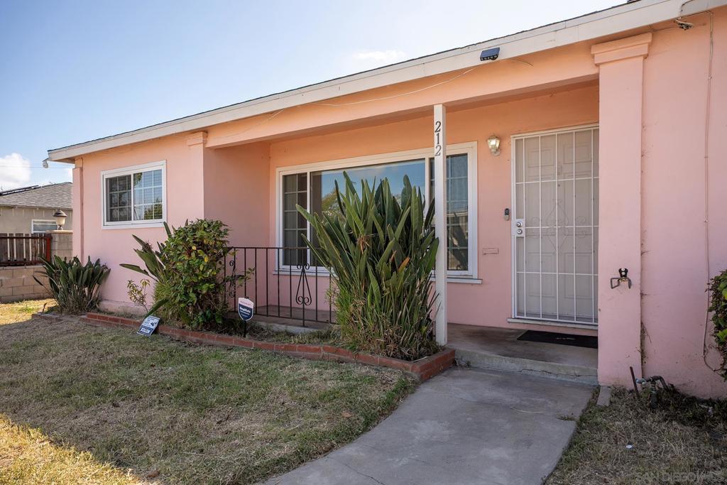 212 Los Alamos Dr