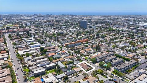 2018 Anaheim Avenue Costa Mesa CA 92627