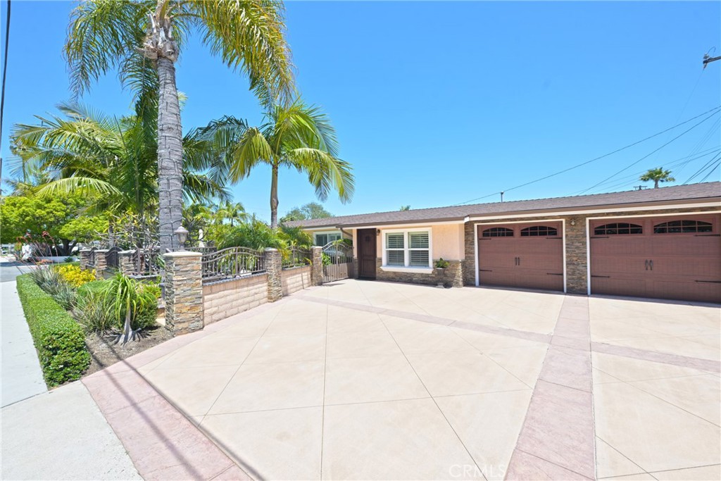2018 Anaheim Avenue