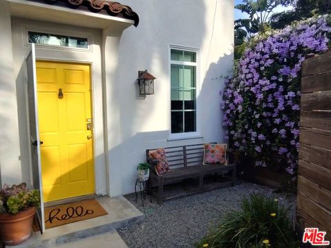 Photo of 436 N La Jolla Avenue, Los Angeles, CA 90048 (MLS # 26667665)