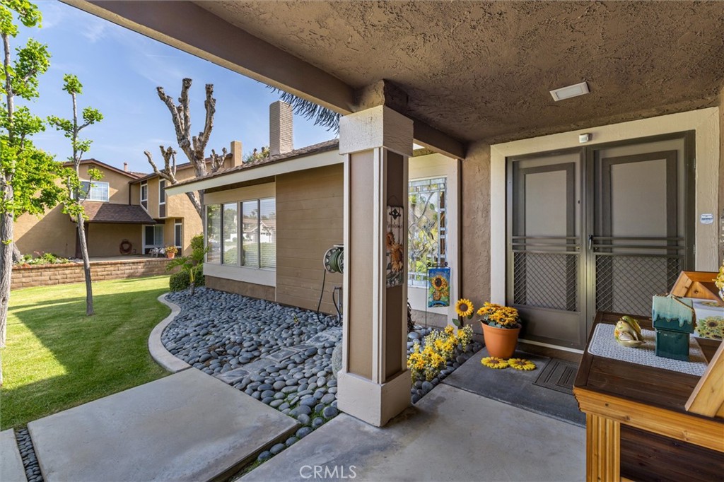 4466 Rainbow Lane